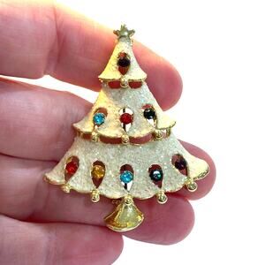 White Christmas tree brooch textured finish goldtone & multicolor rhinestones